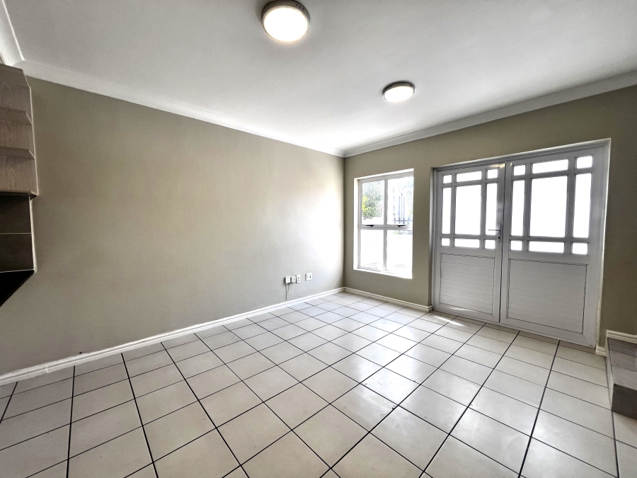 To Let 3 Bedroom Property for Rent in Parklands Western Cape